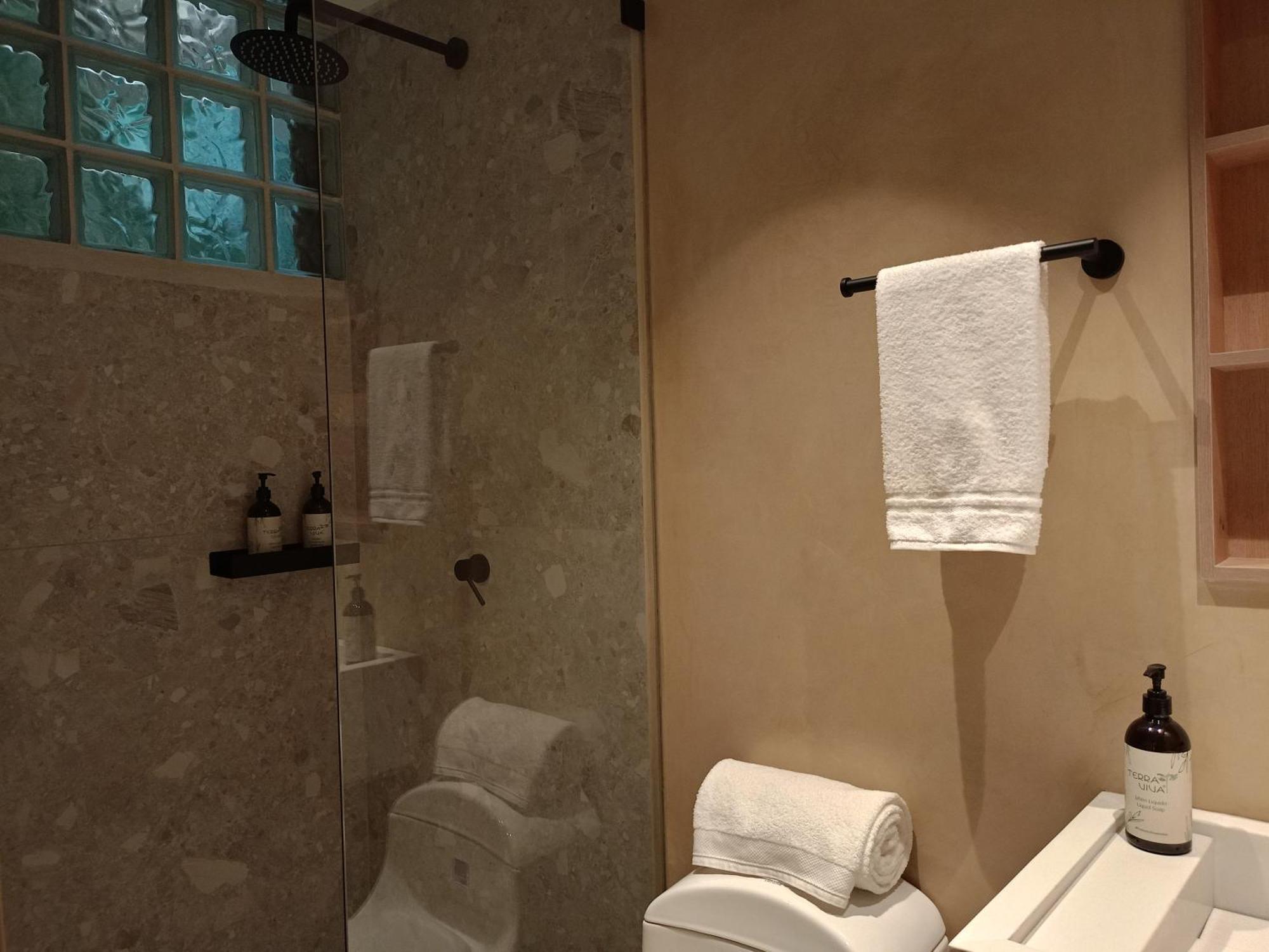 מדיין Casa Tokyo Manila By Xcay Home מראה חיצוני תמונה